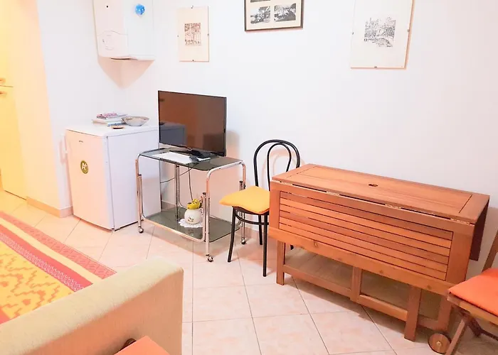 Caruggi's Flat - Old Town